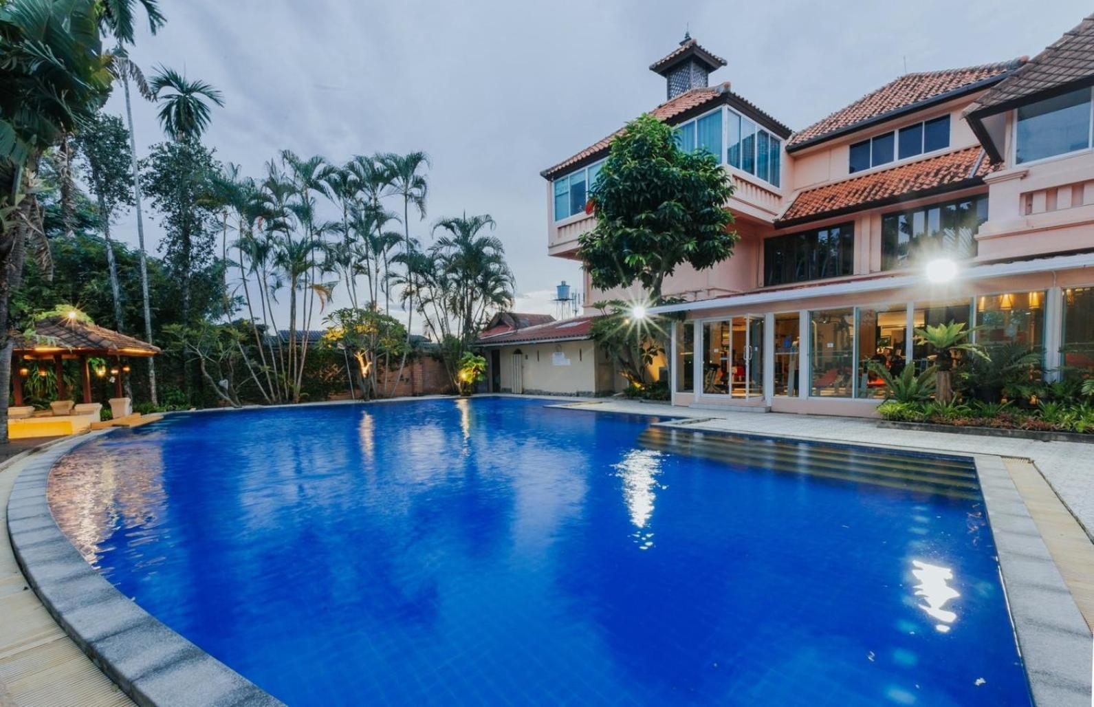 Sheik Istana Hotel Chiangmal Chiang Mai Eksteriør bilde